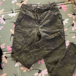 Target Mossimo Camo jean/jegging